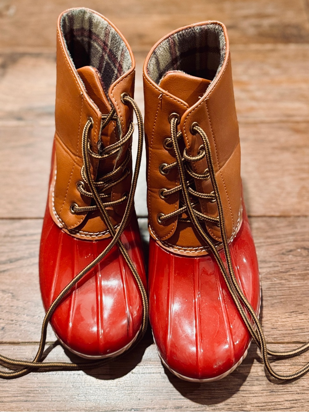 Twisted Women’s Red Rubber Shell Duck Boots Size 8 - Gently Used